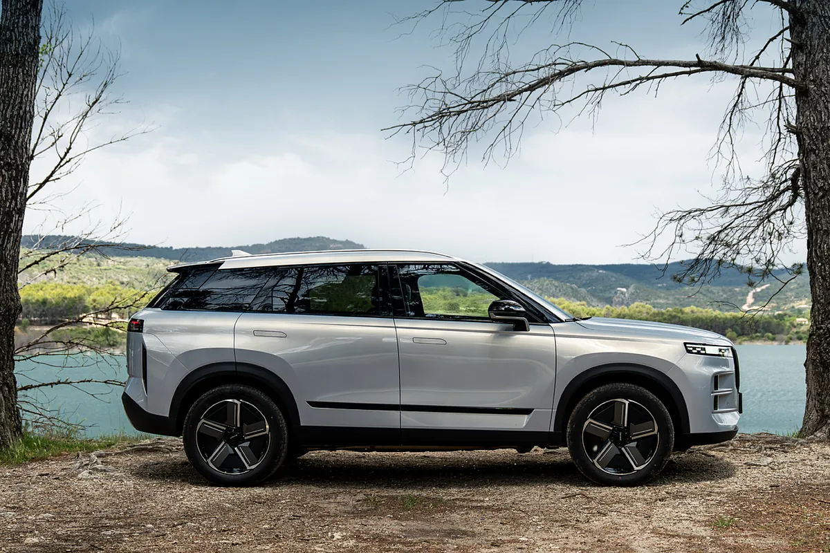 El Jaecoo 7, apodado el 'Range Rover chino', se vende en España por menos de 30.000 euros según Expansión